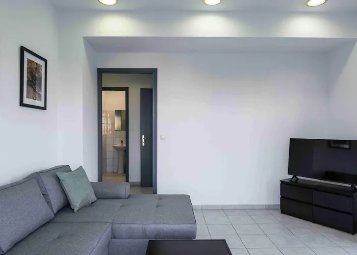 Phaedrus Living: Heraklion City View Flat