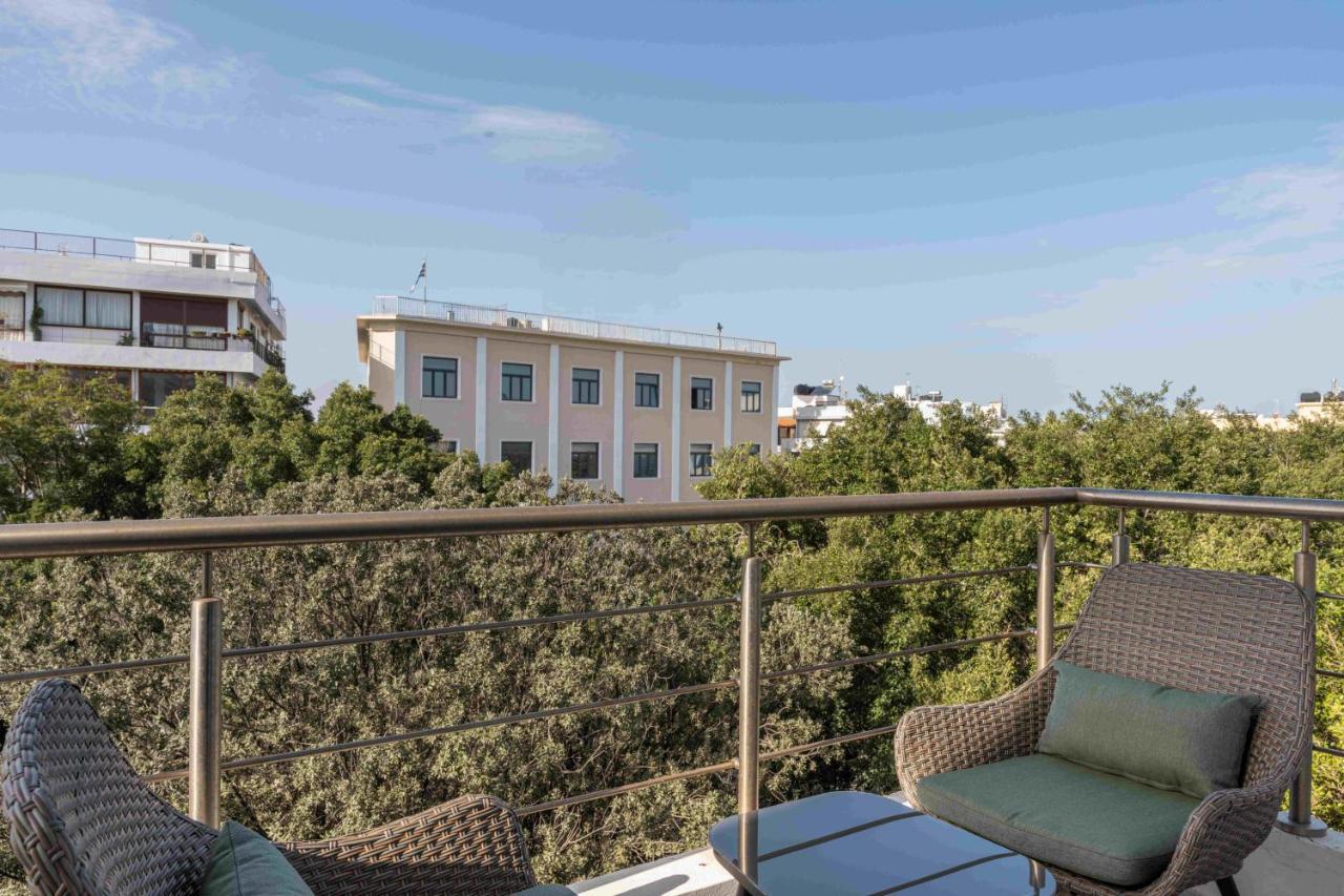 Phaedrus Living: View Flat Апартаменты *